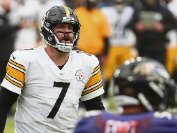 CALMA. Ben Roethlisberger saltará hoy al emparrillado para tratar de mantener el invicto de los Steelers, que experimentan el mejor arranque de su historia.  AFP• P. Smith