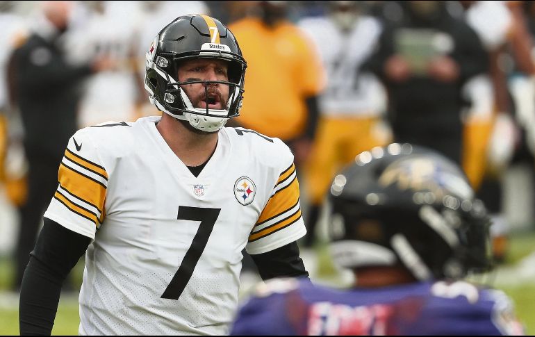CALMA. Ben Roethlisberger saltará hoy al emparrillado para tratar de mantener el invicto de los Steelers, que experimentan el mejor arranque de su historia.  AFP• P. Smith