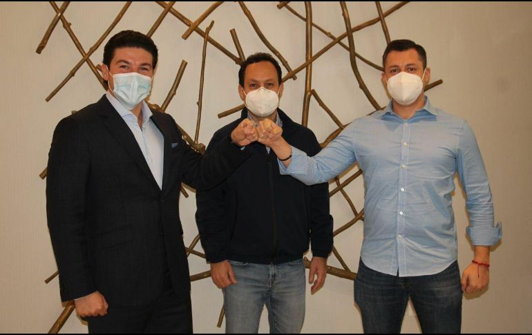 El senador Samuel García (izq) y el abogado Luis Donaldo Colosio Riojas (der) participarán en el proceso interno del partido. TWITTER / @MovCiudadanoMX