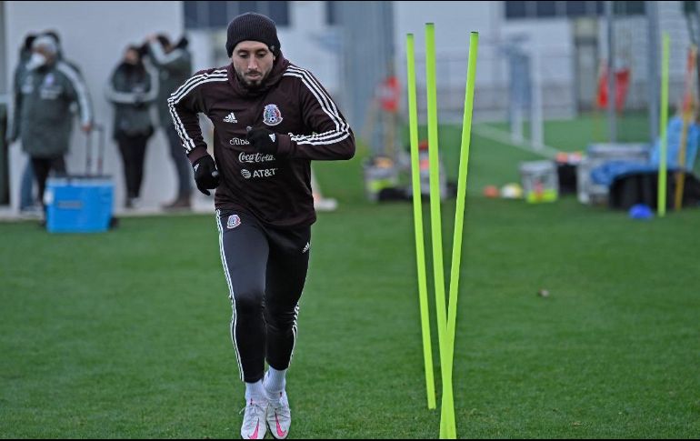 Herrera viajará a España para recuperarse con el Atlético de Madrid. TWITTER / @HHerreramex