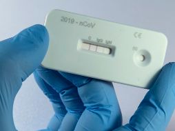 Apenas el pasado 30 de octubre se aseguraron 10 mil 950 pruebas COVID-19 en la aduana de Ciudad Juárez, Chihuahua.  AP / ARCHIVO