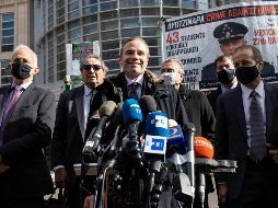 La defensa del general Cienfuegos confirmó que el extitular de la Sedena sería trasladado a su casa en cuanto llegara a México,. EFE/J. Lane