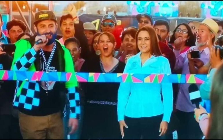 La aparición de la alcaldesa en la película dura aproximadamente 10 segundos. ESPECIAL