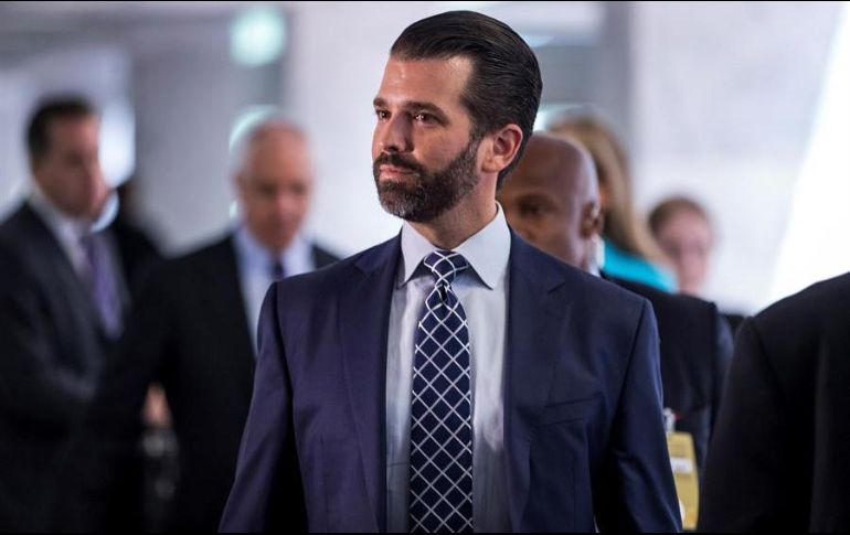 Trump Jr. se suma a las decenas de personas asociadas con el presidente que han sido infectadas por el virus. EFE/Z. Gibson