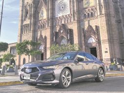Acura se encargó de dotar al TLX 2021 con más elegancia y un manejo mejorado. EL INFORMADOR/M. Castillo