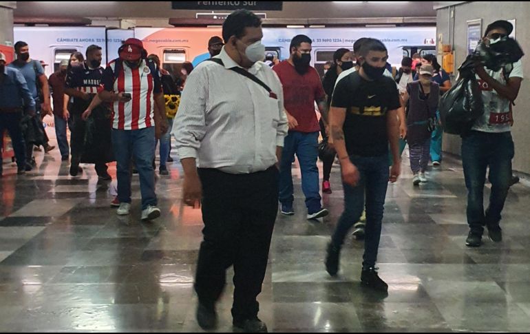 En el semáforo de riesgo epidémico de la Secretaría de Salud Federal, Jalisco se mantuvo de nueva cuenta en naranja, que implica riesgo alto. EL INFORMADOR / ARCHIVO