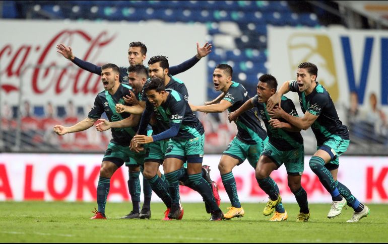 MILAGRO. Puebla derrotó a Rayados en su estadio en tanda de penales. IMAGO7