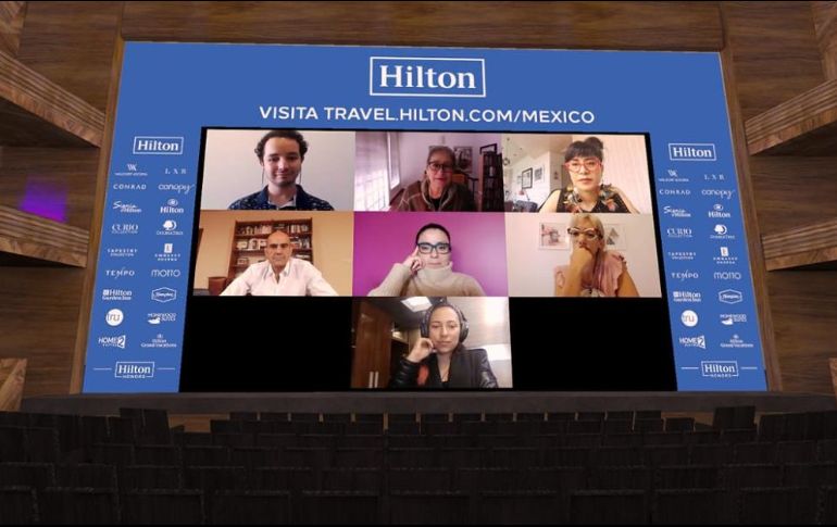 Marina Stavenhagen, vicepresidenta de la AMACC, fue la encargada de moderar el encuentro. ESPECIAL