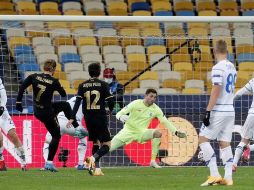 El Barcelona mantiene tres puntos de ventaja sobre la Juventus, conjunto que también clasificó a la siguiente fase. EFE/S. Dolzhenko