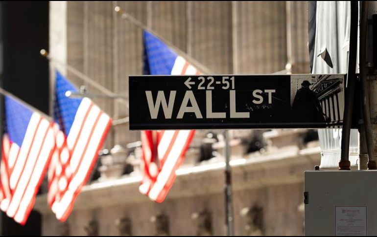 Por sectores, destacó la fuerte subida de las empresas energéticas, seguidas por las financieras y las de materiales básicos. EFE/J. Lane