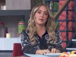 Andrea Legarreta y Galilea Montijo despidieron con aplausos a su compañero durante el programa. ESPECIAL