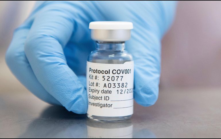 Lla manera en que AztraZeneca y la Universidad de Oxford alcanzaron los resultados y los reportaron ha generado cuestionamientos de algunos expertos. AP/ARCHIVO