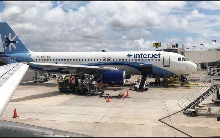 Según la PROFECO, la aerolínea no puede garantizar su servicio debido a su situación financiera, que la ha llevado a no pagar salarios a sus trabajadores. ESPECIAL