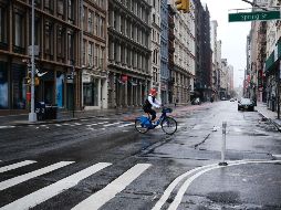 Los estudiantes que regresen a las aulas deberán someterse frecuentemente a pruebas de coronavirus. AFP / ARCHIVO