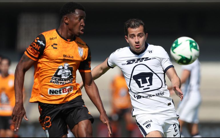 Pumas buscan romper una sequía de títulos que data del torneo Clausura 2011, cuando alzaron la séptima corona de su historia. EFE / M. Guzmán