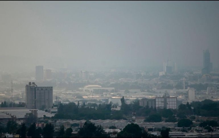 En lo que va de este año (al 26 de noviembre), se han presentado 33 días con 100 Imecas o más, arrojando una mala calidad del aire del Centro de Guadalajara. EL INFORMADOR/ARCHIVO