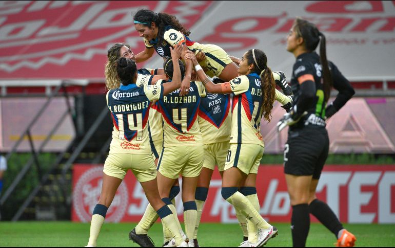 El equipo femenil del América logra su pase a semifinales del torneo al vencer a Chivas. IMAGO7