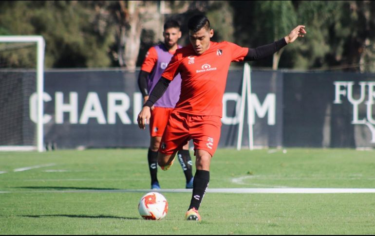 En redes sociales, el futbolista envió un mensaje a los aficionados rojinegros que le dieron la bienvenida, una vez que se hizo oficial su contratación. TWITTER / @atlasfc