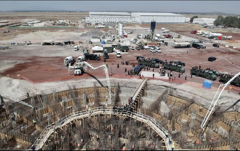 Aeropuerto de Santa Lucía. La CMIC detalló que incluso las grandes obras bandera registran demoras en su avance. NOTIMEX/Archivo