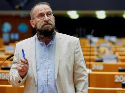 József Szájer, de 59 años y casado con una jueza del Tribunal Constitucional de Hungría, pidió perdón a su familia, a sus colegas y a sus votantes. EFE / ARCHIVO