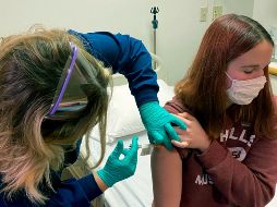 El aval a la vacuna se trata de un paso histórico en la lucha contra el COVID-19. AP/ARCHIVO