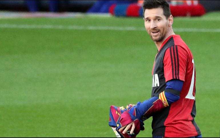 Además de la amonestación a Messi, el diez del Barcelona ha sido multado con 600 euros, mientras que el club catalán lo es con 180 euros. AFP / J. Bassa