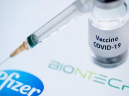 Ayer, el Gobierno británico anunció que la vacuna de Pfizer, que cumple “estrictas normas de seguridad, calidad y eficacia”, estará disponible la próxima semana. AFP/J. Saget