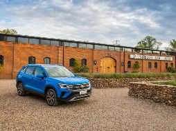 Mario Castillo hace la prueba de manejo de la Volkswagen Taos entre Puebla y San Miguel de Allende. EL INFORMADOR