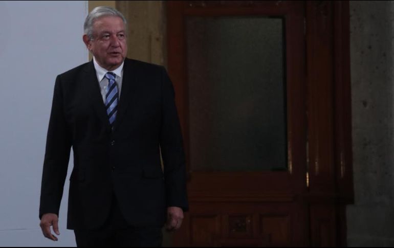 AMLO señala que en lo que no está de acuerdo, porque no es conveniente es actuar de manera espectacular y demagógica porque no hace falta. SUN / G. Espinosa