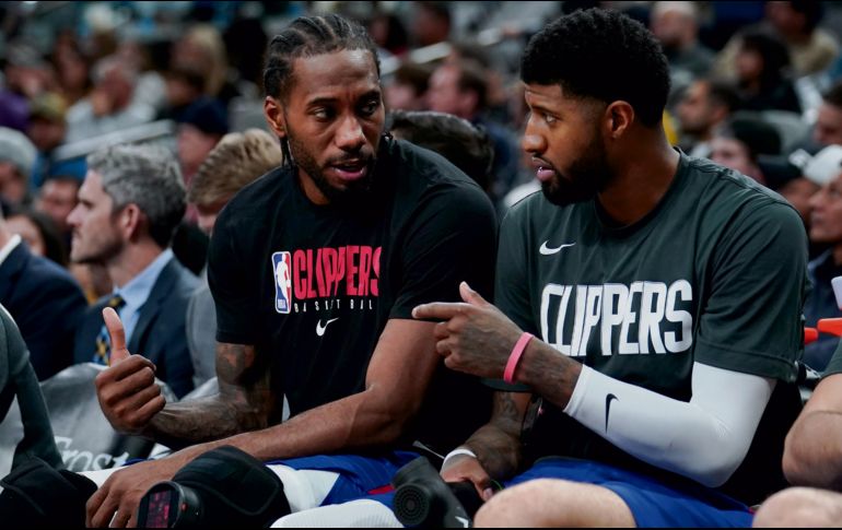 Los jugadores deben abstenerse de visitar bares, salones o clubes, aunque sea sólo para comer. AP/D. Abate