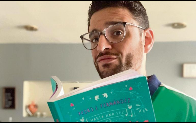 La presentación será hoy a las 12:30 pm por Facebook de Me Gusta Leer.  ESPECIAL