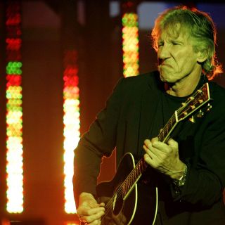 Critican a Roger Waters por invita a venezolanos a salir a votar