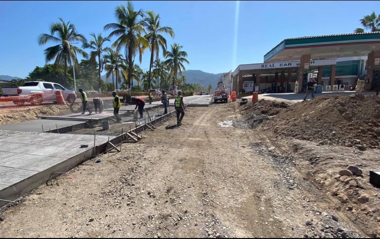 81 de las 150 obras que presentan avances en su construcción y reciben financiamiento de la deuda copeteada tienen retrasos. TWITTER/@ObrasEnJalisco