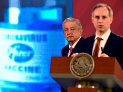 En su mensaje, el Presidente López Obrador reitera que la vacuna se aplicará de manera universal porque es un derecho de todos los mexicanos. AFP / A. Estrella