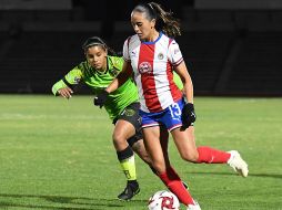 Pulido precisó que es insuficiente el pago que reciben en Chivas Femenil. IMAGO7