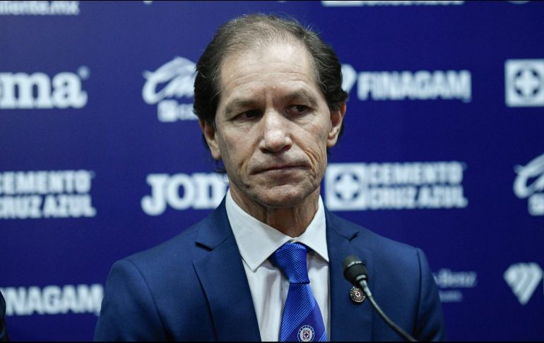 El directivo explica que se formará un cuerpo técnico interino para competir en la Liga de Campeones de la Concacaf y que al término de la misma se anunciará al nuevo timonel celeste. IMAGO7