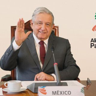 Critica AMLO la “ineficiencia” del modelo neoliberal