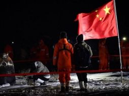 La cápsula que contenía materiales de la Luna aterrizó en Mongolia poco después de la 01:30 hora local del jueves. GETTY IMAGES