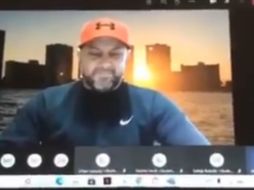 El profesor Michael Braeseke habría atendido una clase mientras veía pornografía. TWITTER: @elijahruby3