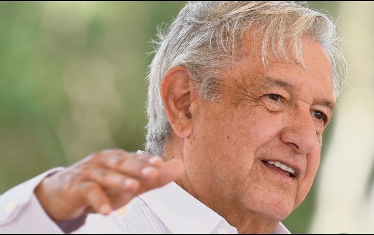 Con solidificar el voto duro de Morena, AMLO tendría la mayoría en un plebiscito. EFE