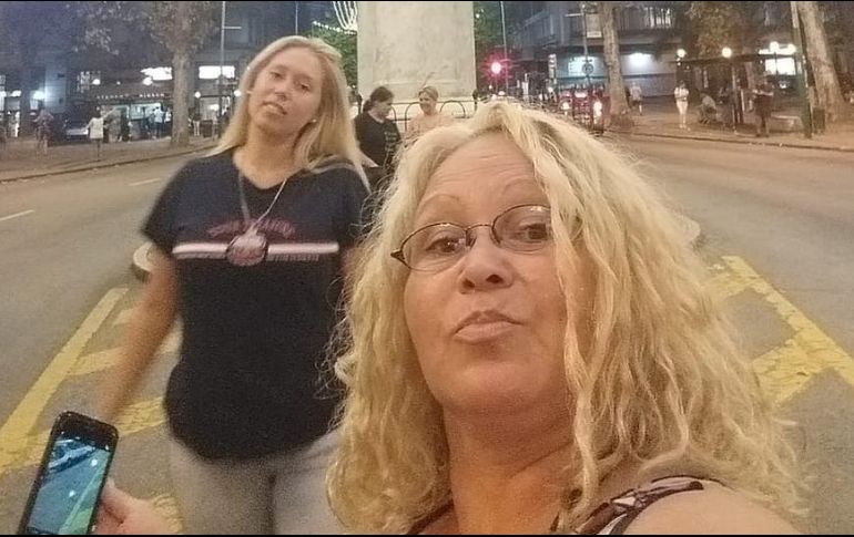 Karina Núñez junto a su hija universitaria, Valeska. KARINA NÚÑEZ