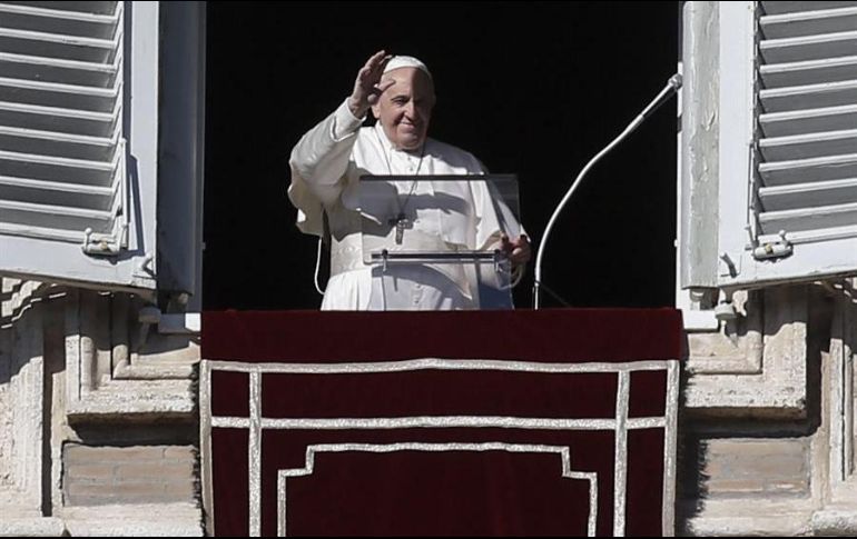 Francisco mantiene numerosas reuniones privadas en la residencia de Santa Marta a pesar de ser considerado en el grupo de riesgo. EFE/F. Frustaci