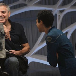 George Clooney enfrenta el apocalipsis en “Cielo de medianoche”