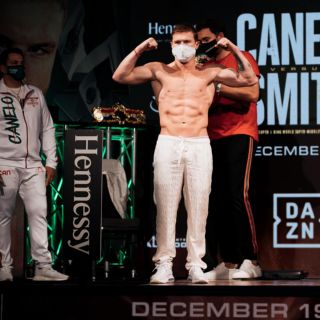 ¿Cuándo y contra quién peleará nuevamente el "Canelo" Álvarez?
