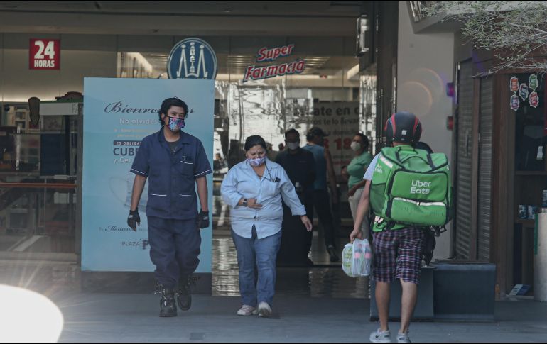 La informalidad siguió creciendo, al alcanzar 29.8 millones de personas ocupadas en esta modalidad. EL INFORMADOR/ARCHIVO