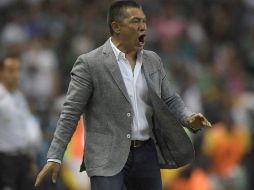 Ignacio Ambriz evoluciona de manera favorable, aseguran. AFP/P. Pardo