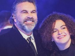 Lucero conmovida por interpretación de "El privilegio de amar" de Mijares y su hija