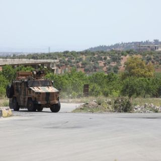 Terroristas atacan autobús militar en Siria; mueren 30 soldados