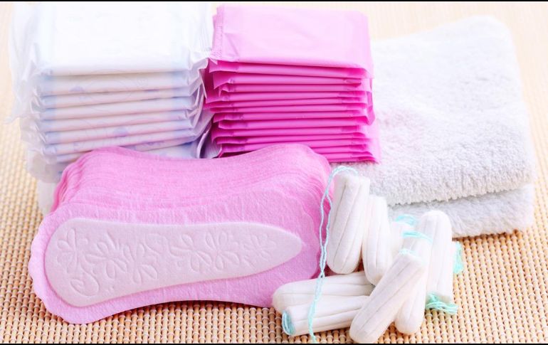 Toallas, tampones y copas sanitarias están entre los productos que deben pagar el IVA de 16 por ciento. ESPECIAL