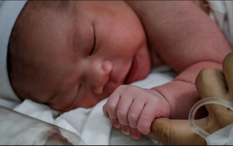 La Unicef prevé que en todo 2021 nacerán 140 millones de niños, y su esperanza de vida media será de 84 años. EFE / M. Cristino